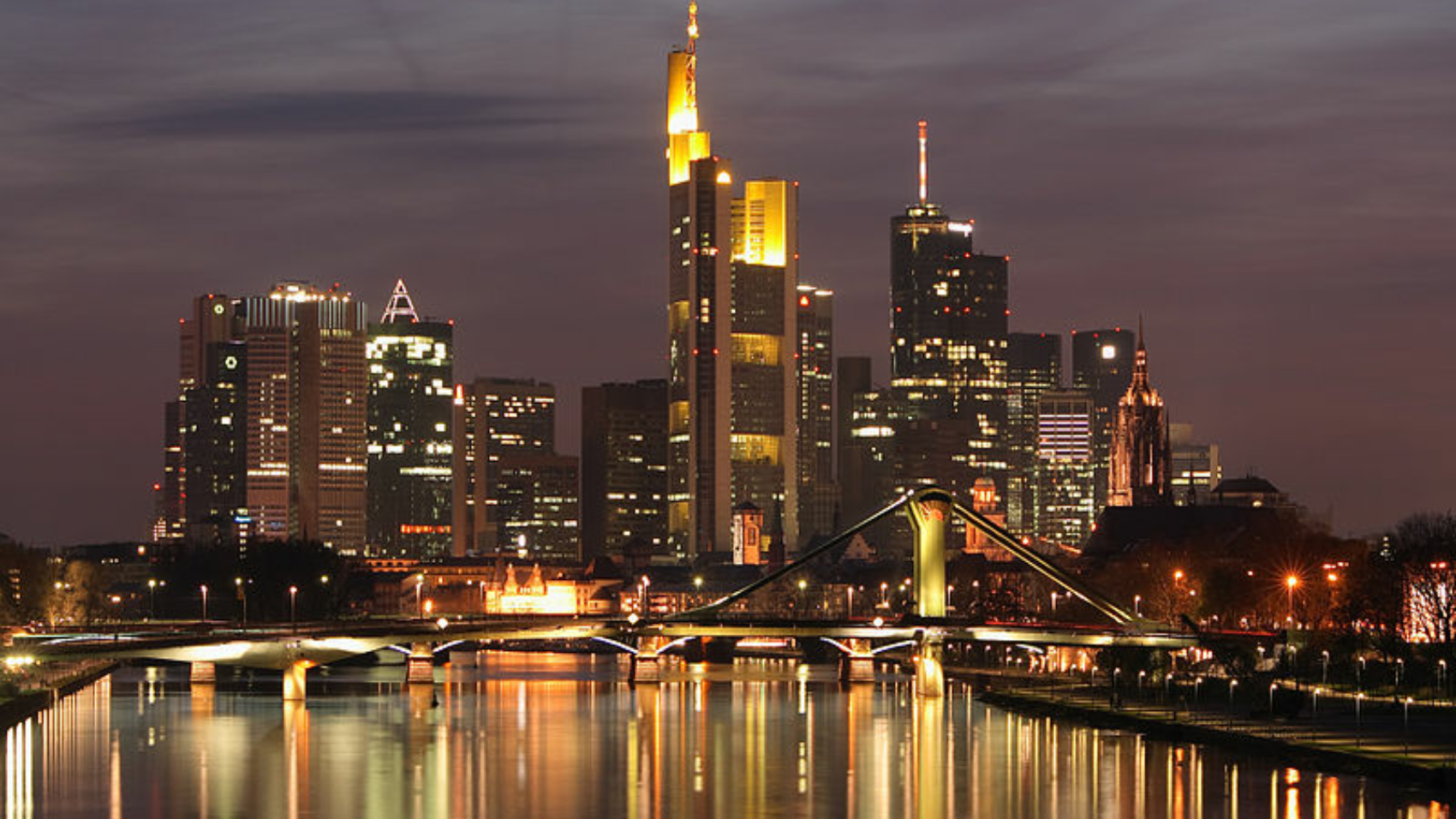 Umzug Frankfurt Skyline
